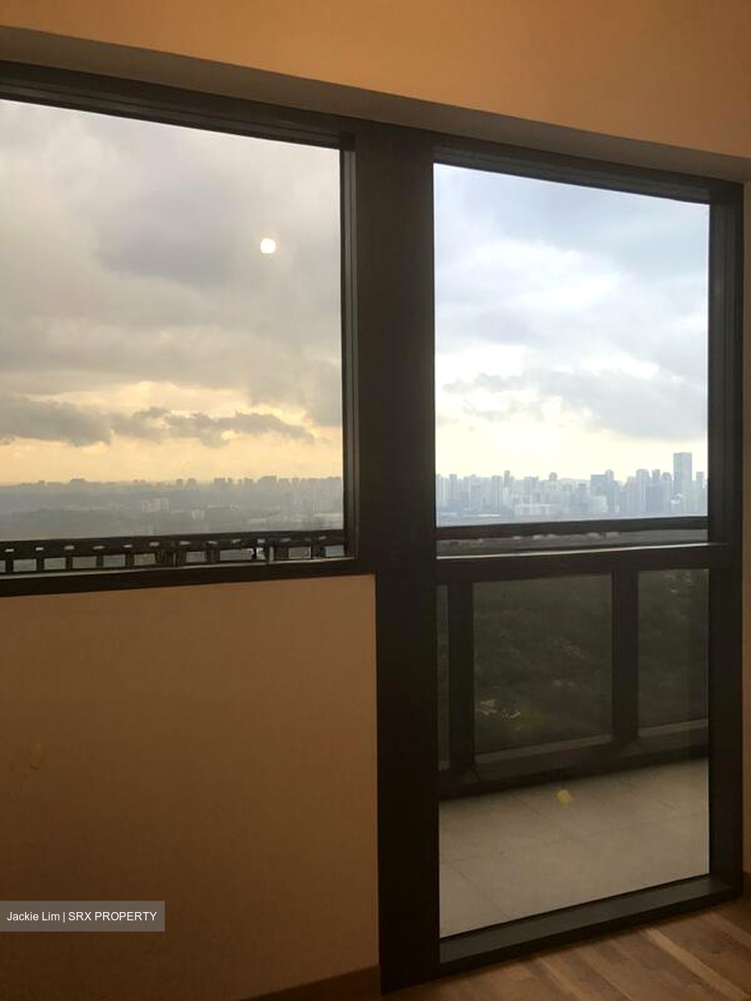 Commonwealth Towers (D3), Condominium #512130121